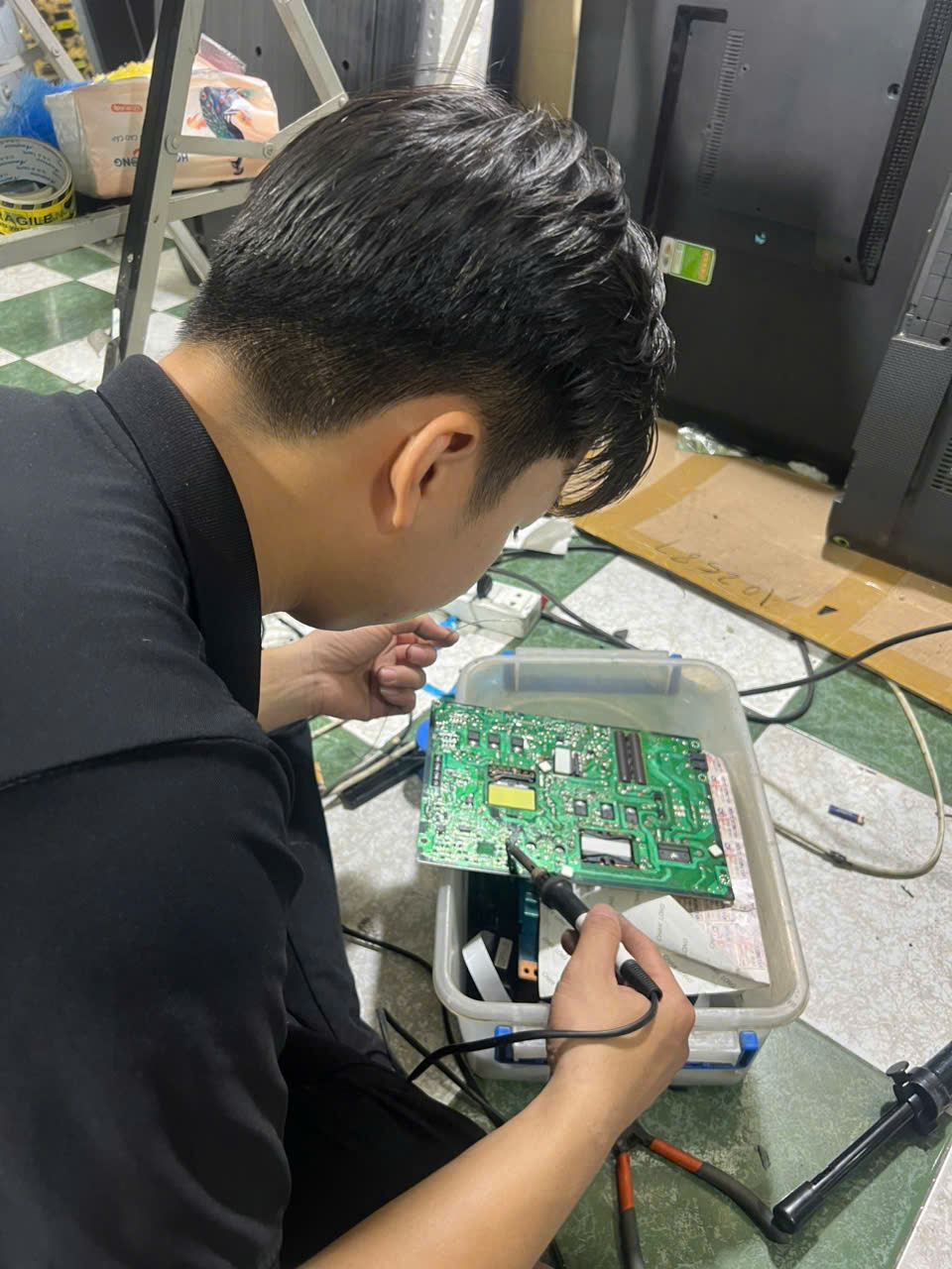 Dịch Vụ Sửa Tivi Tại Nhà - Chính Sách Bảo Hành Dài Hạn