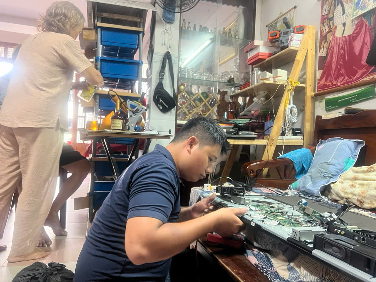 Sửa Tivi Tại Nhà - Thợ Giỏi Sửa Nhanh Giá Tốt