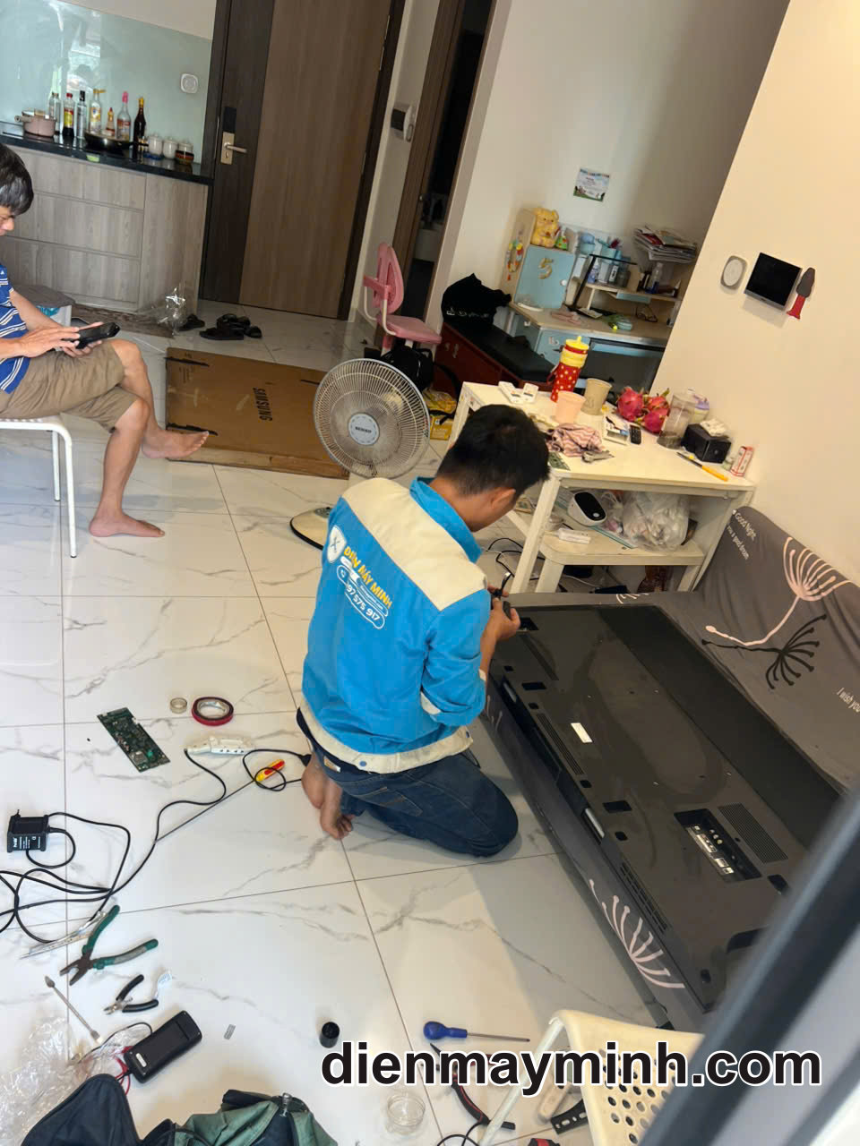 sửa tivi tại nhà 